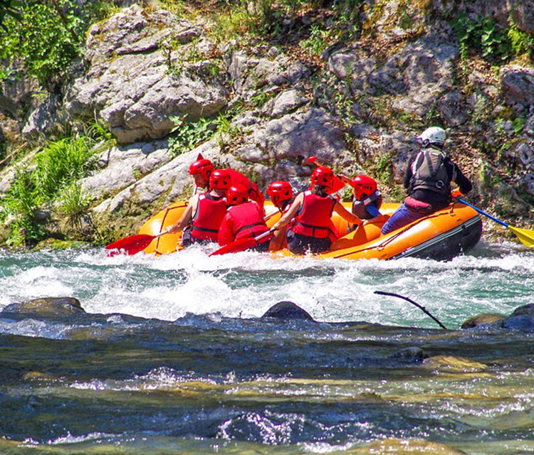 https://www.pugliaescursioni.com/wp-content/uploads/2020/02/lao_rafting-750x640.jpg